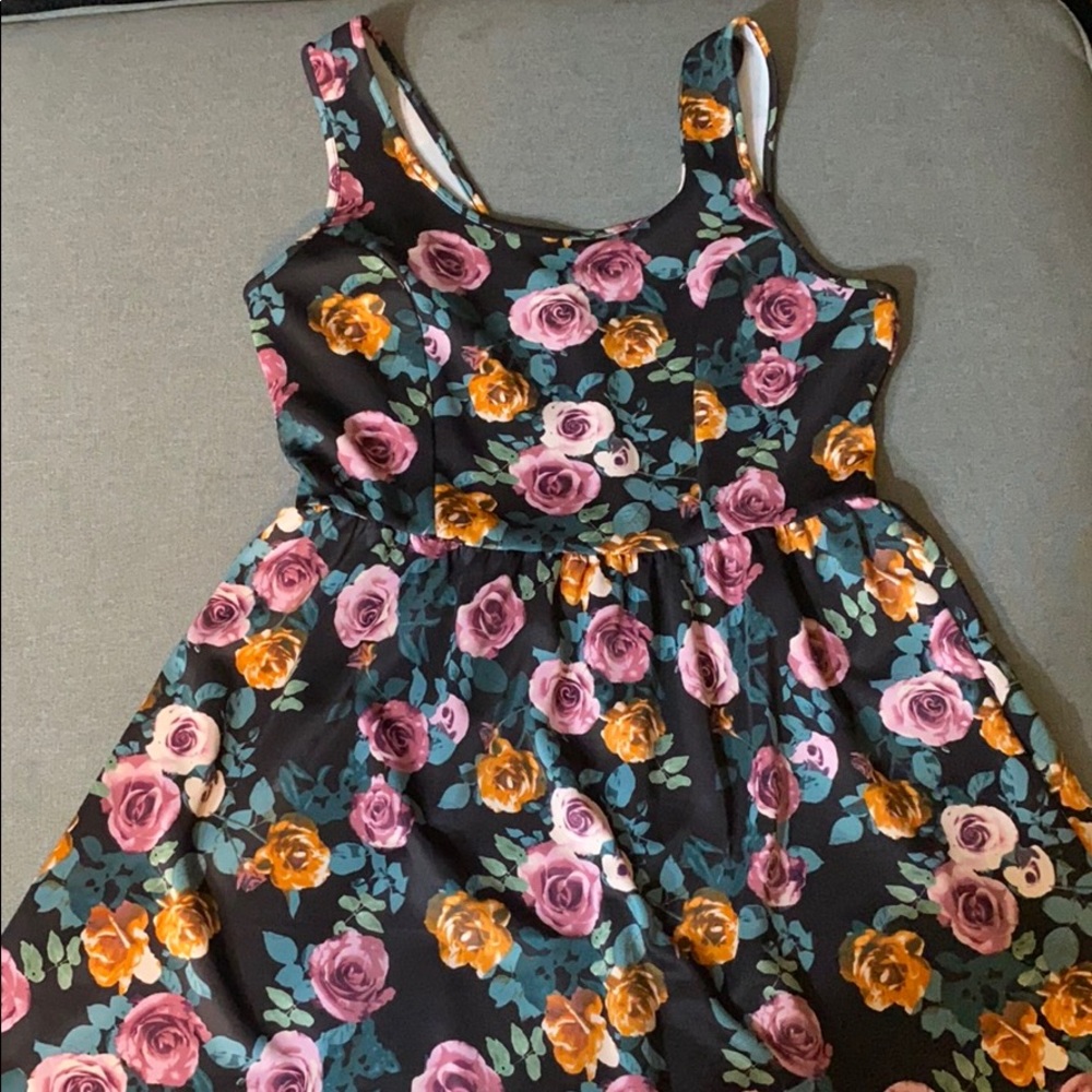 Floral Rose Dress - Forever 21